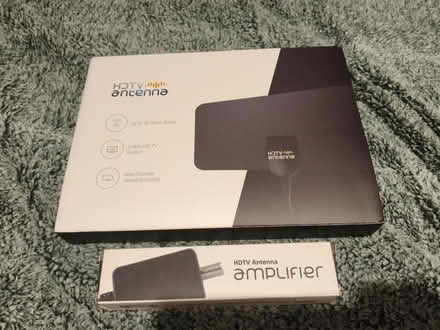 Photo of free HDTV Fox antenna (Oxgangs EH13) #2