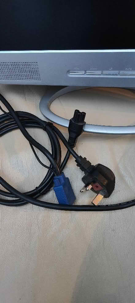 Photo of free 17" monitor (Ormskirk L39) #2