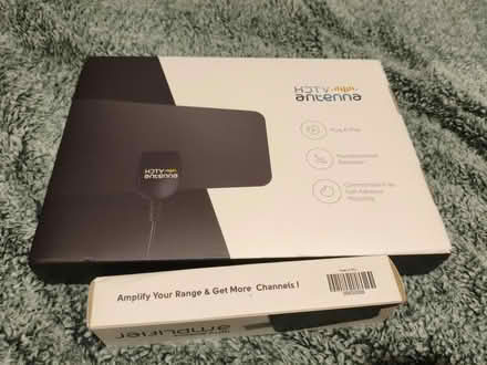 Photo of free HDTV Fox antenna (Oxgangs EH13) #1