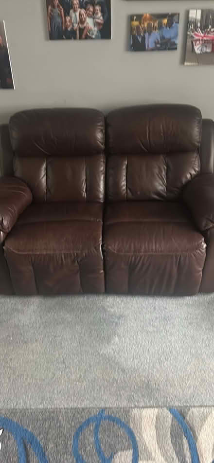 Photo of free Leather recliner 2seater very nice (Birmingham b31) #1