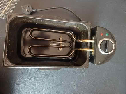 Photo of free 'Cookworks' Deep Fat Fryer (Rainham, Kent - ME8) #4
