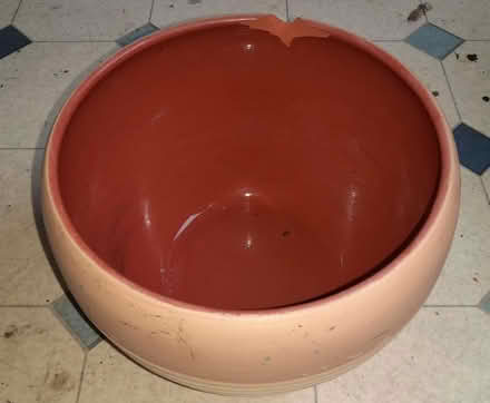 Photo of free Ceramic plant pot (Alvaston DE24) #2