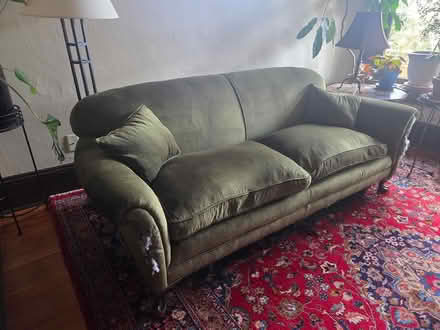 Photo of free Vintage Sofa Seeking TLC (Sw Portland John's Landing) #3