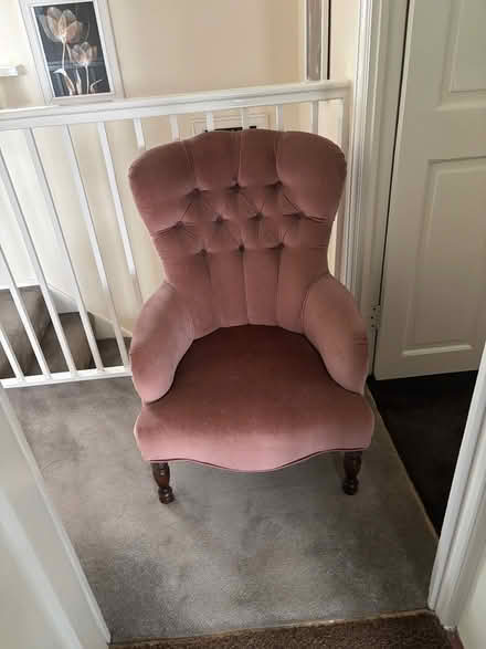 Photo of free Bedroom chair (Shepherdswell CT157LW) #1