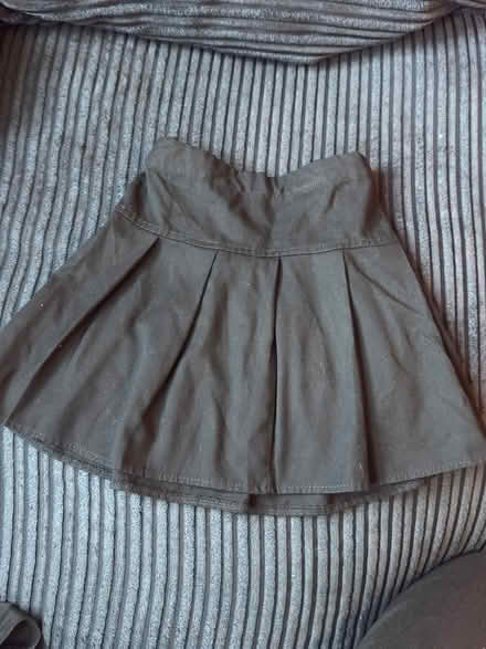 Photo of free Black uniform skirt 3-4years (Levenshulme M19) #2