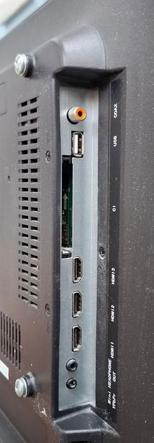 Photo of free Proscan 32" HD TV & DVD Player (WA9) #4