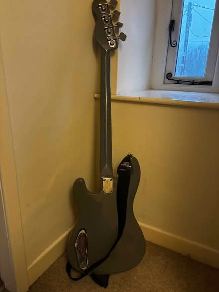 Photo of free Axe Bass Guitar (Haverthwaite LA12) #2