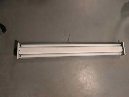 Photo of free 4 Fluorescent Light Fixtures (Kanata (Eagleson / Hazeldean)) #1