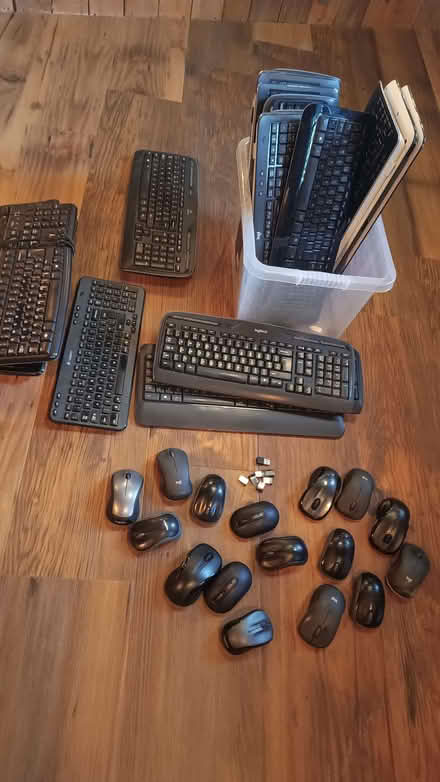 Photo of free Keyboards and mice - LIMITED COLLECTION TIMES (Watchfield SN6) #3