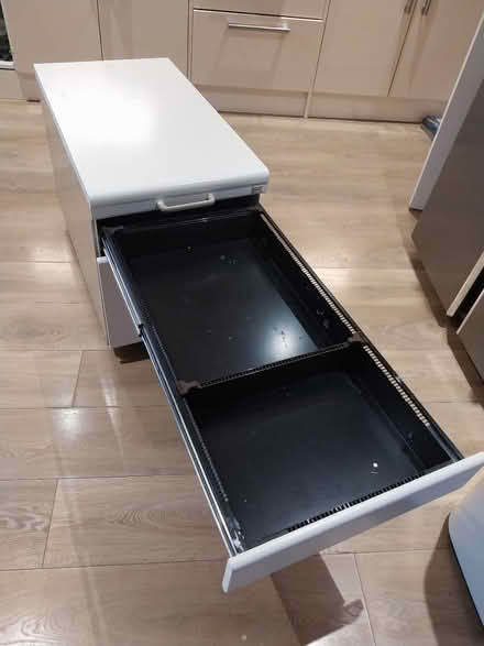 Photo of free Metal under desk filing cabinet (Hemel-hempstead HP2) #2