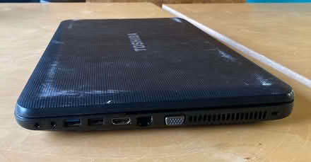 Photo of free Toshiba Satellite C850 - not working (Walton Manor OX2) #4