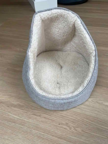 Photo of free Pet bed (Potters bar EN6) #1
