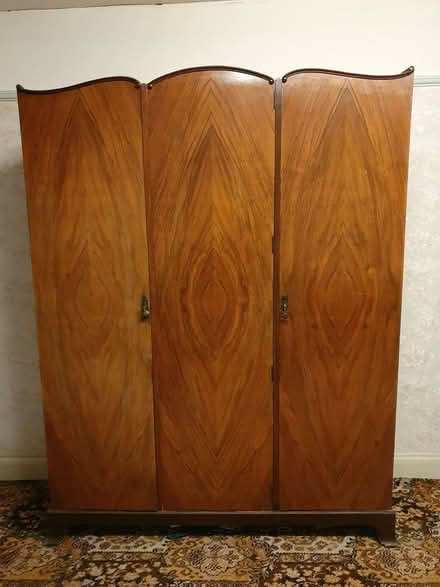 Photo of free Wardrobe (Caterham on the Hill CR3) #1