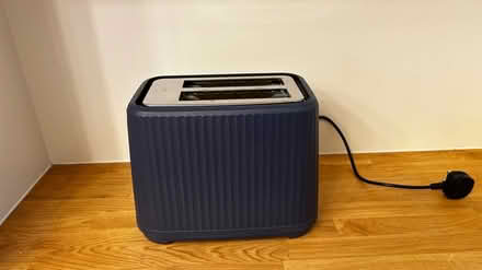 Photo of free Toaster (SW11 Battersea) #3