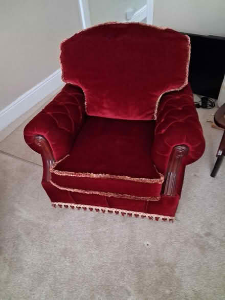 Photo of free Three piece suite in red (Birmingham) #2