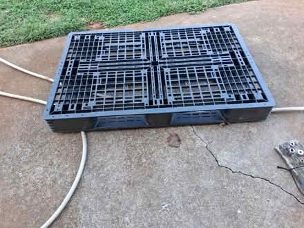 Photo of free Plastic pallet (Maryville) #2