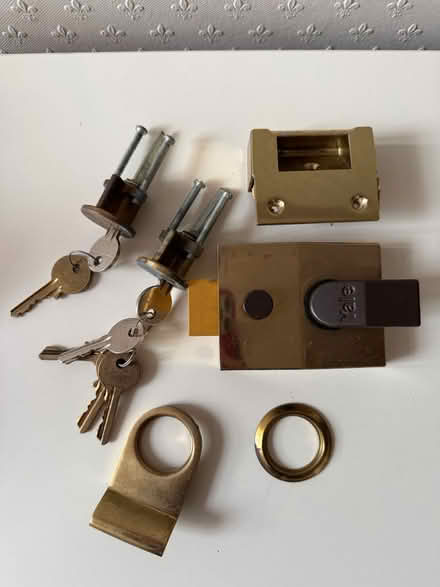 Photo of free Yale nightlatch door lock (Salford M30) #1