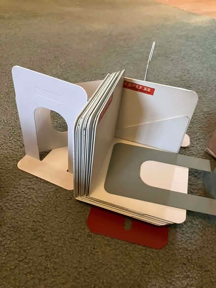 Photo of free Spur metal bookends (Pant SY10) #1