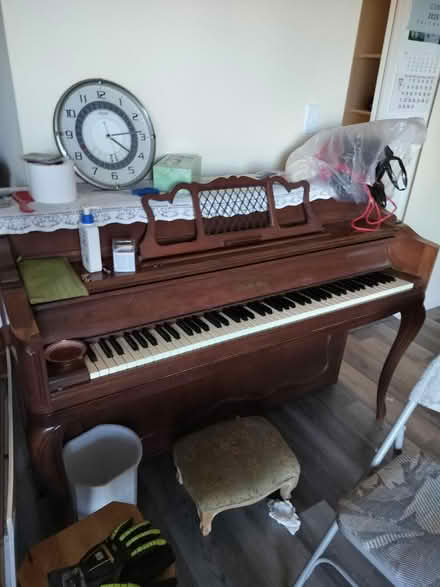 Photo of free furniture (Stonebridge A/H) #1