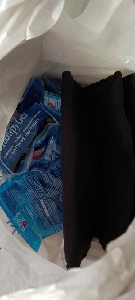 Photo of free "therapy gel" (Maple Leaf) #2