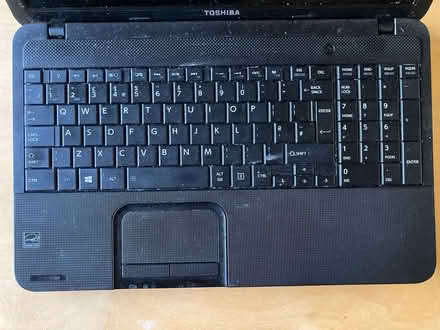 Photo of free Toshiba Satellite C850 - not working (Walton Manor OX2) #2