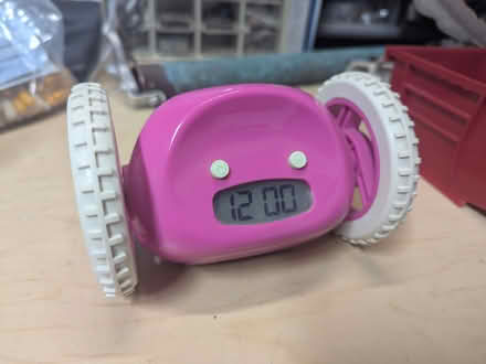Photo of free Clocky alarm clock on wheels (94040) #1