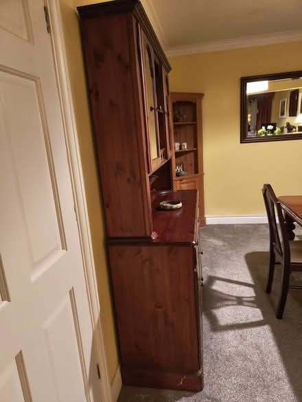 Photo of free Wooden dresser/cabinet (Thames Ditton) #3