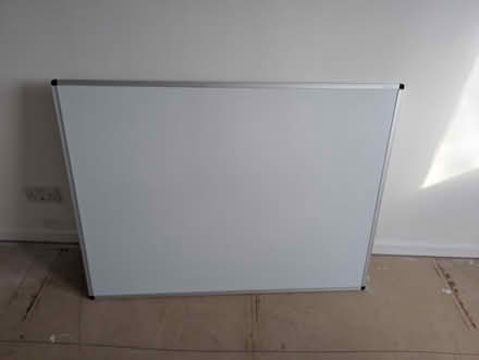 Photo of free Whiteboard (Bingfield Park N1) #1