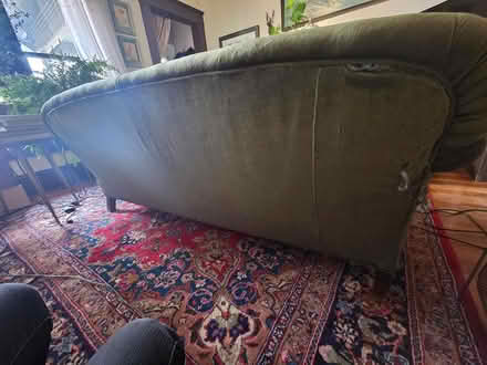 Photo of free Vintage Sofa Seeking TLC (Sw Portland John's Landing) #4