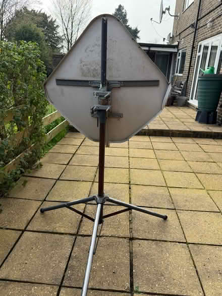 Photo of free Satellite Dish on Tripod (Canons Park HA8) #1