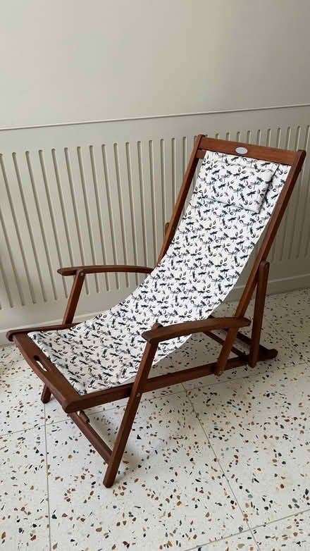 Photo of free Outside summer chair (Nunhead) #2