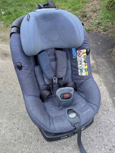 Photo of free Maxi Cosi rotating car seat (Hatfield AL10) #1
