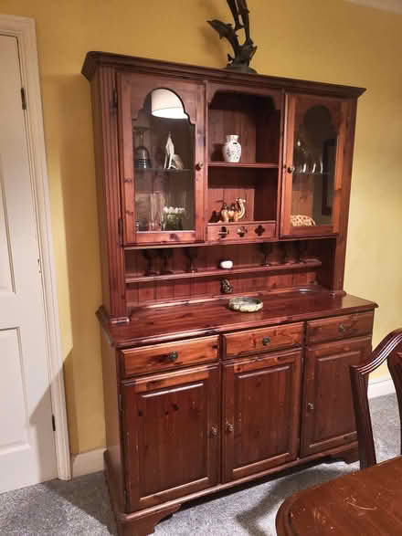 Photo of free Wooden dresser/cabinet (Thames Ditton) #1