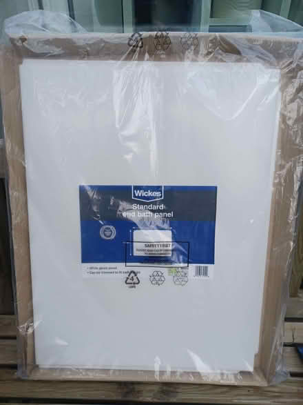 Photo of free Bath End Panel (Debden IG10) #1