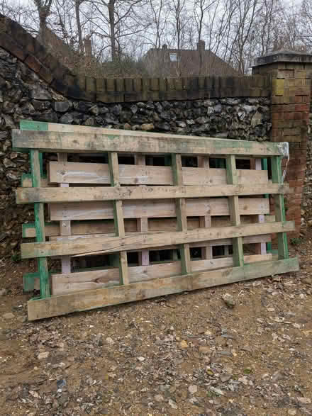 Photo of free 2 pallets (Chorleywood WD3) #2