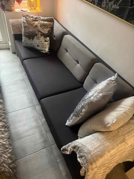 Photo of free 3 seater sofa (Egham TW20) #3