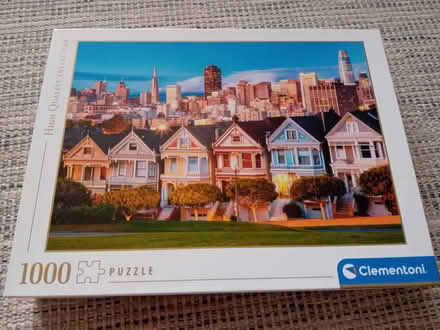 Photo of free 1000 piece puzzlee (AB11) #1