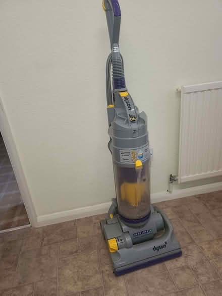Photo of free Dyson vacuum cleaner (Worthing BN11) #1