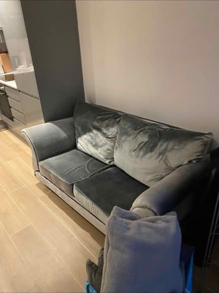 Photo of free Vintage sofa (Whetstone, Barnet N20) #1