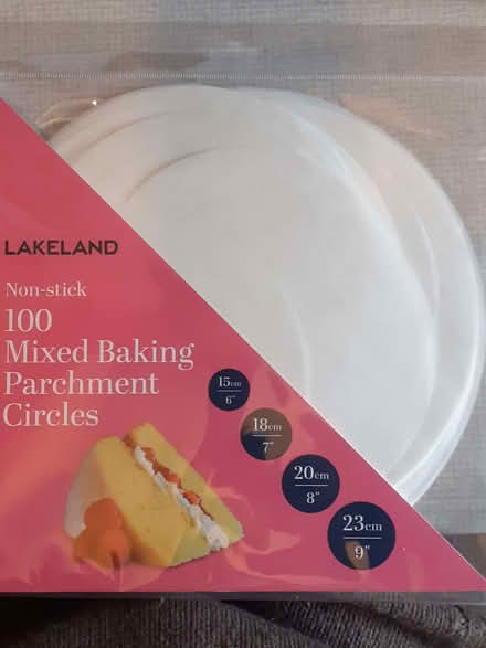Photo of free 100 disposable cake tin liners (Highway SL6) #1
