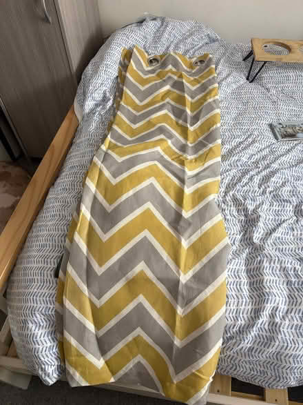 Photo of free Two sets of curtain (SE4) #1