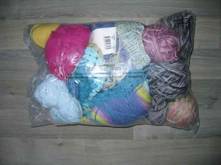Photo of free Mized yarn oddments (Droitwich WR9) #1