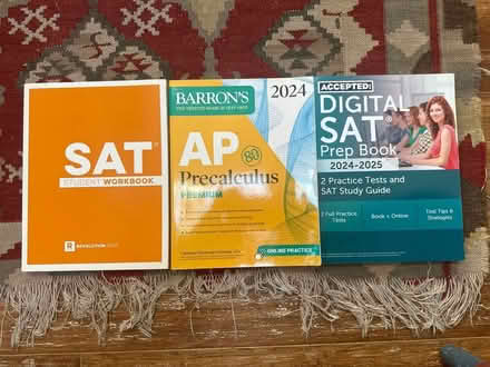 Photo of free SAT & AP prep Books (Westchester nr LMU) #1