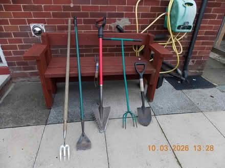 Photo of free gardening tools (BL1) #1