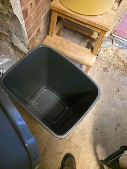 Photo of free Large bin (Swindon Village GL51) #2