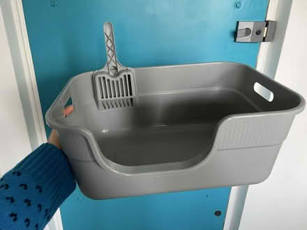Photo of free Cat litter tray (NW6 Kilburn) #1