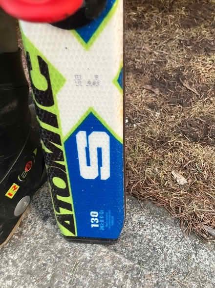 Photo of free 130 Atomic skis and boits (Wingdale) #3