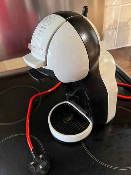 Photo of free De Loghi coffe pod machine (Turnford EN8) #1
