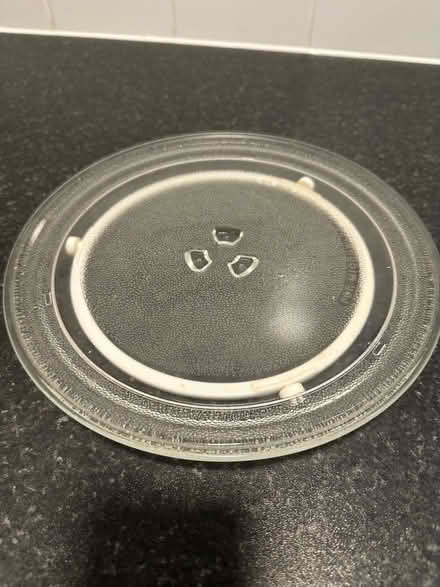 Photo of free Microwave plate 24.5 cm (Shirley CR0) #1