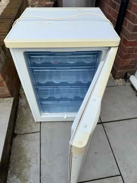 Photo of free Freezer (Totternhoe LU6) #3